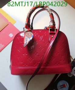 Louis Vuitton Alma BB in Epi Leather include twilly scarf