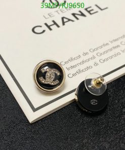 Chanel earrings on guarantee certificate.