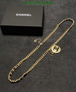 Gold chain necklace with logo pendant and black box