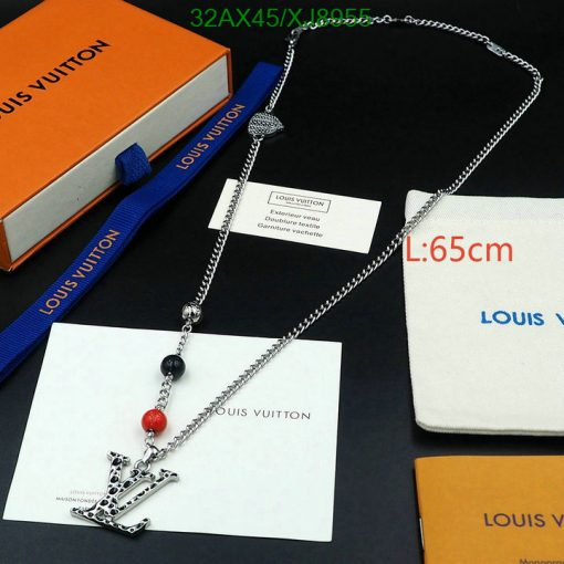 Louis Vuitton necklace with box and brand labels.