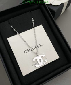 Chanel logo pendant necklace in display box