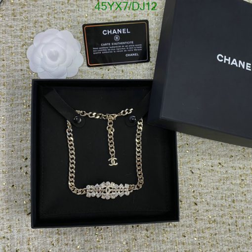 Chanel necklace with authenticity card in branded box.