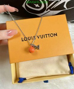 Louis Vuitton branded necklace with pendant in presentation box.